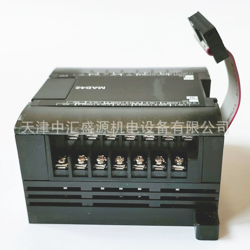 Модуль ПЛК блока расширения Омрон КП1В блока датчика температуры Омрон CP1W-TS101