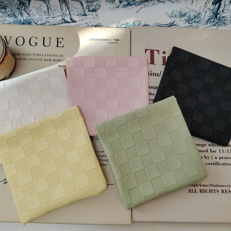 Automatic Closed Plaid Storage Bag Folding Glasses Bag for Men and Women Lipstick Data Line Cosmetic Card Storage Bag Automatic Closed Plaid Storage Bag Folding Glasses Bag for Men and Women Lipstick Data Line Cosmetic Card Storage Bag