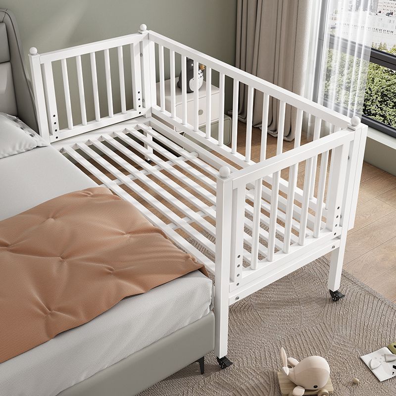 Spliced Bed with Guardrails, Adjustable Crib, Movable Baby Bed with Wheels, Wrought Iron Children's Bed