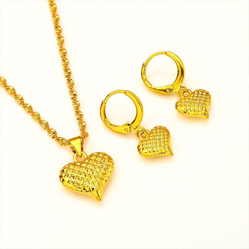 Amor de las mujeres pendientes collar de Vietnam Arena de oro de las mujeres Nueva joyería de moda al por mayor transfronteriza de la joyería al por mayor