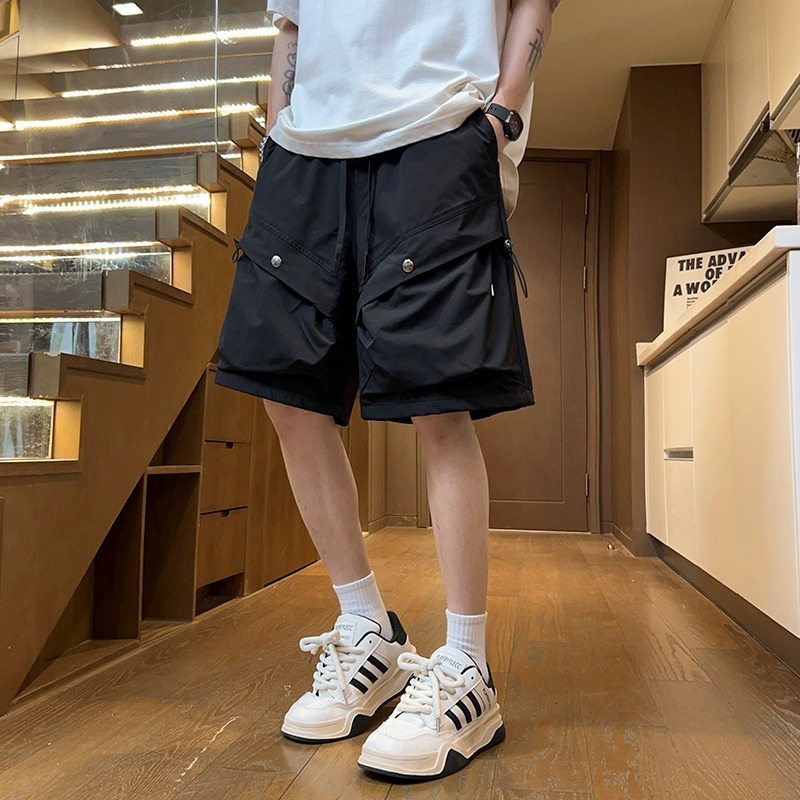 검은색