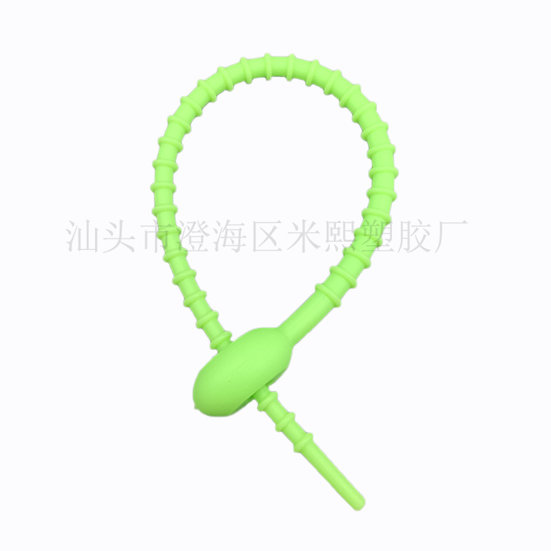 Fruit green