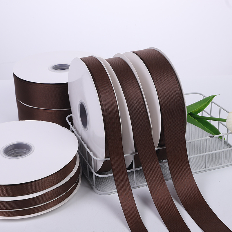 Suministro directo de fábrica cinta roscada cinta marrón caja de regalo embalaje bolso cinta accesorios de ropa cinta al por mayor