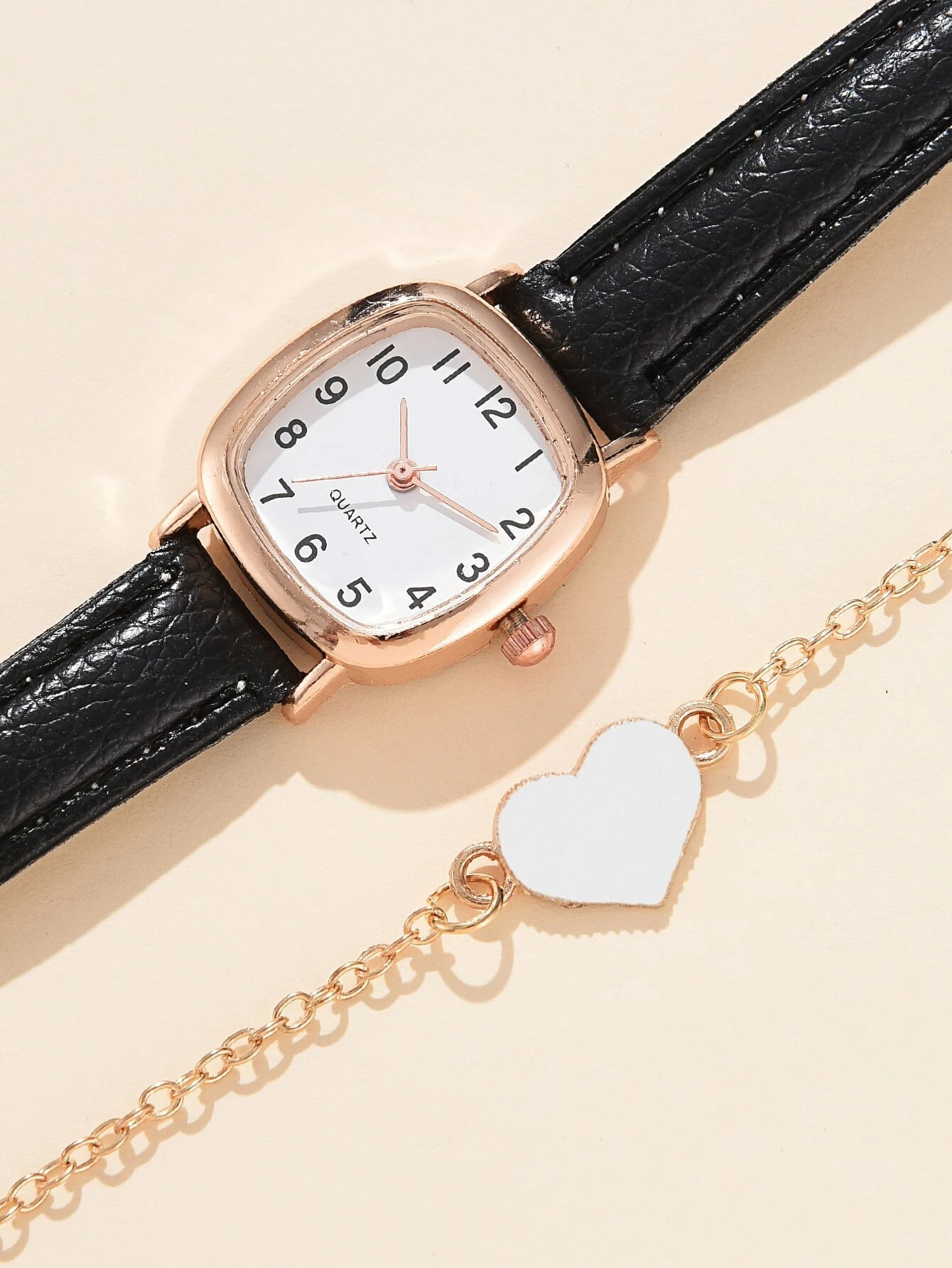Square watch female middle school student simple Harajuku temperament small dial Korean style artistic retro belt quartz watch_voghion.com