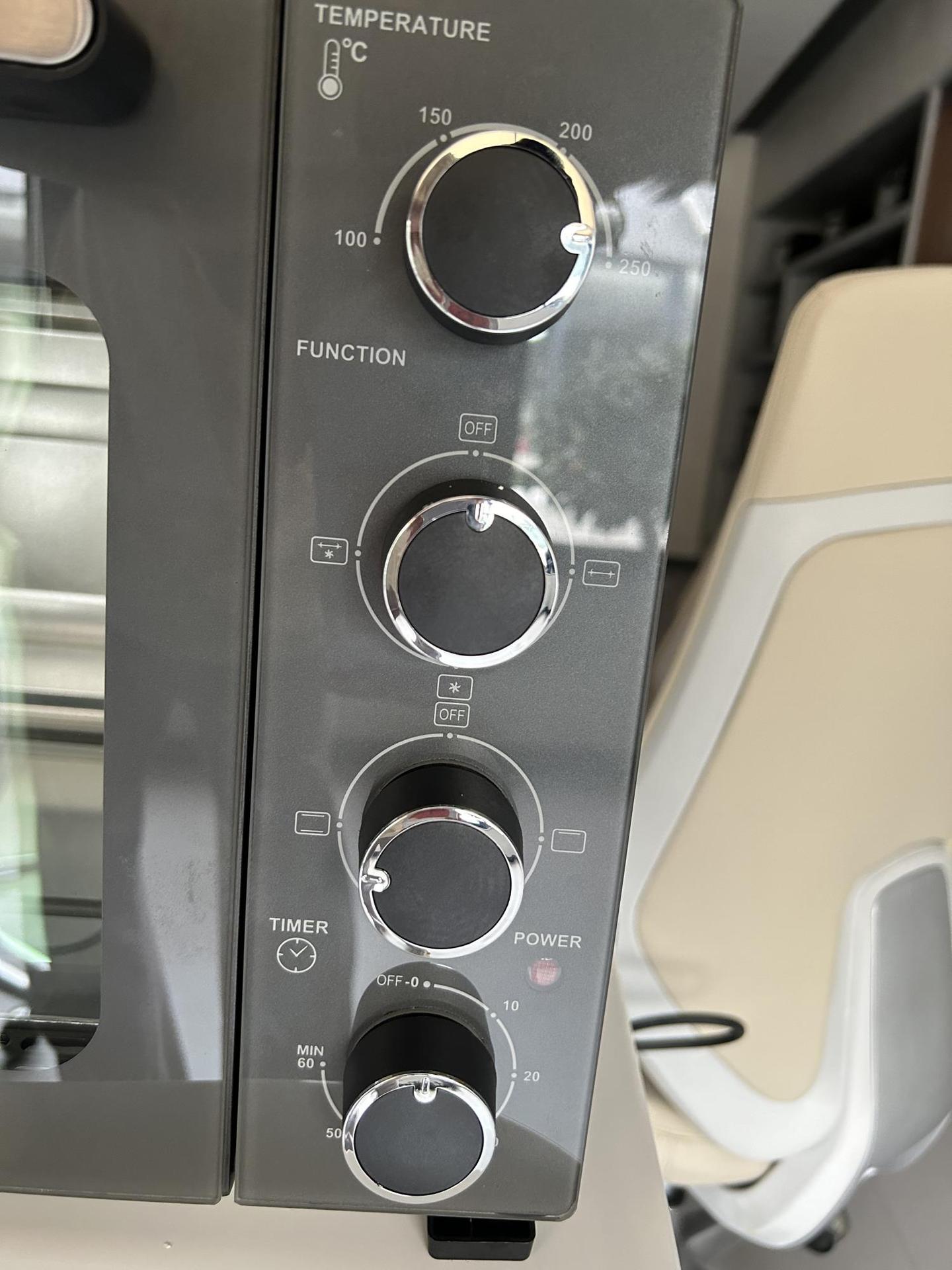 Comercio exterior horno eléctrico multifuncional 35L cuatro perillas CE certificación europea fuente fábrica directa horno doméstico KE35