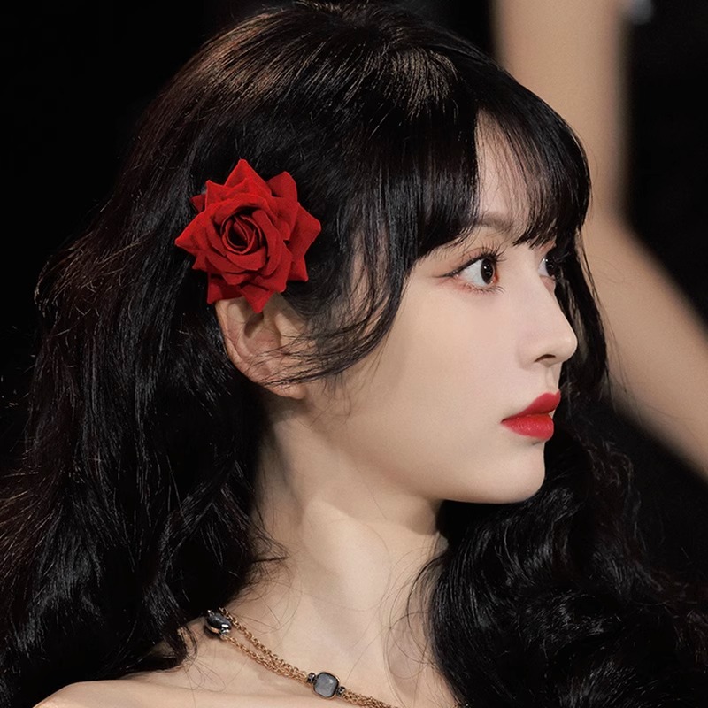 Retro Rosa Roja horquilla hembra grande flor roja flequillos laterales clip de pico de pato horquilla falsa flor tocado accesorios de la foto