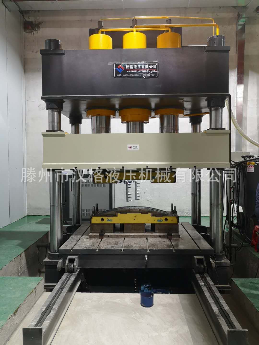 厂家直供200吨液压机 四柱油压机 拉伸液压机 金属冷压成型机