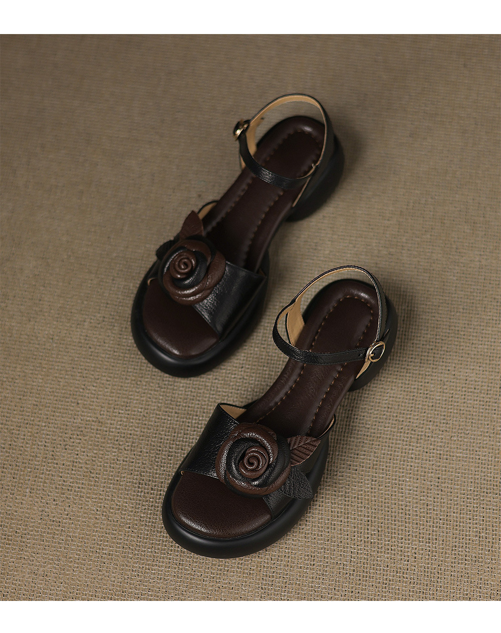 Sandal nữ hở mũi quai ngang đế dày họa tiết hoa sơn trà — đen chi tiết 17