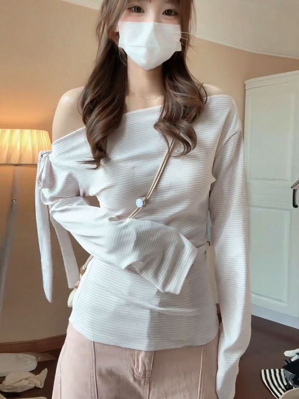 条纹斜肩绑带蝴蝶结长袖t恤女秋季纯欲风辣妹修身设计感露肩上衣|undefined