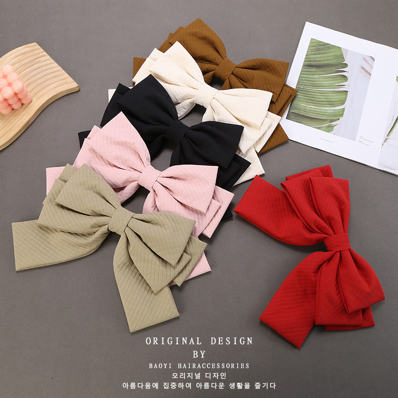 Women's Retro Bow Knot Cloth Hair Clip display picture 1