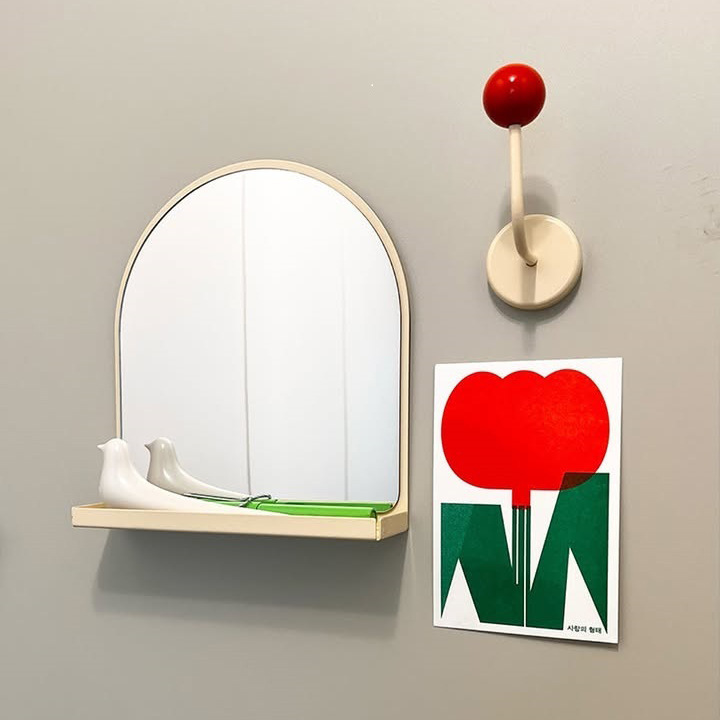 INS dopamine creative magnetic makeup mirror shelf, no-drill installation, for behind the door, kitchen, entrance door, refrigerator decorative mirror INS dopamine creative magnetic makeup mirror shelf, no-drill installation, for behind the door, kitchen, entrance door, refrigerator decorative mirror