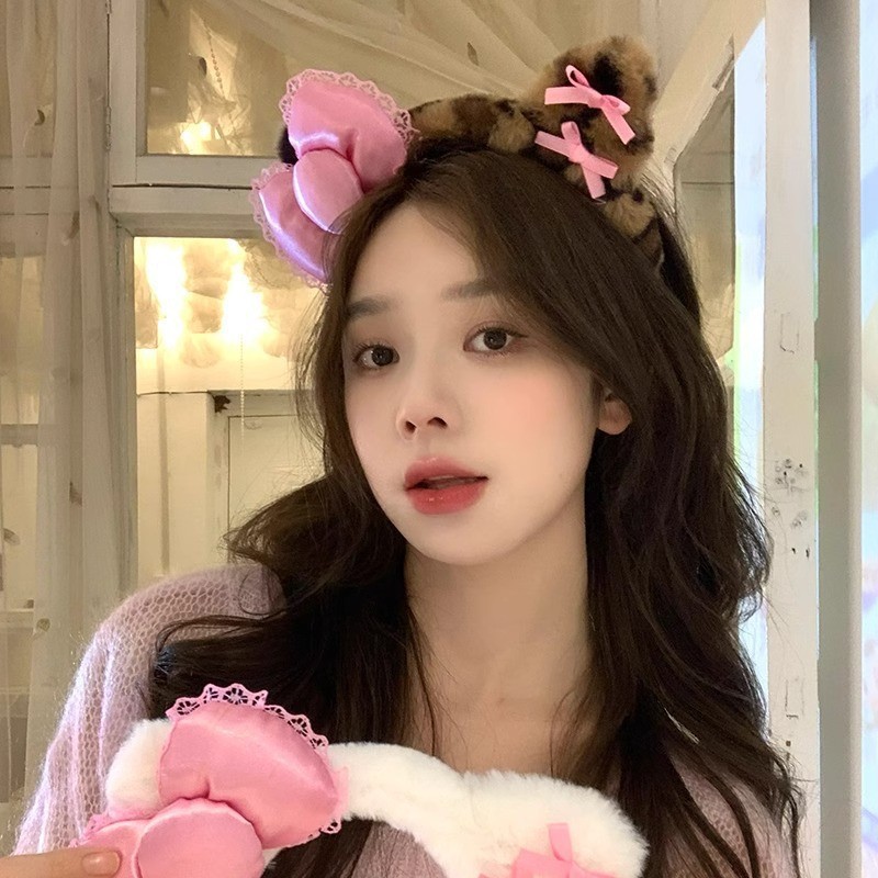 레오파드 프린트 리본 키티 머리띠.