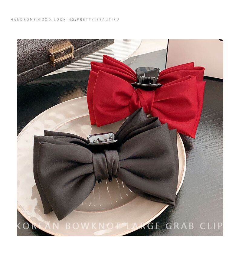 Oversized Reversible Bow Tie Clip