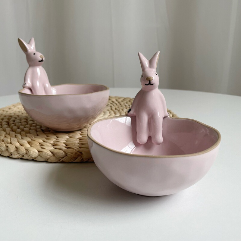 Simple and Cute Style Rustic Pottery Hand-Painted Three-Dimensional Rabbit Irregular Ceramic Bowl for Home Dining Room Fruit Bowl Yogurt Bowl Simple and Cute Style Rustic Pottery Hand-Painted Three-Dimensional Rabbit Irregular Ceramic Bowl for Home Dining Room Fruit Bowl Yogurt Bowl
