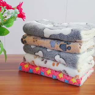 Cross-border autumn and winter thickened pet sleeping mat dog cat mat flannel pet dog warm nest blanket in stock wholesale