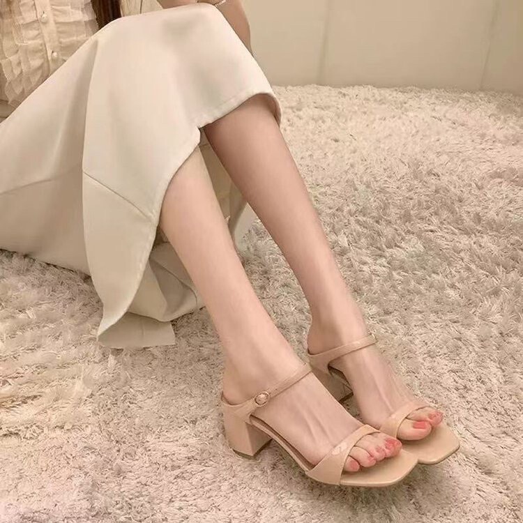 French-Style Square-Toe Open-Toe Sandals with a Single Strap for Women with Wide Feet, Large Size, Chunky Heel, Slimming High Heels French-Style Square-Toe Open-Toe Sandals with a Single Strap for Women with Wide Feet, Large Size, Chunky Heel, Slimming High Heels