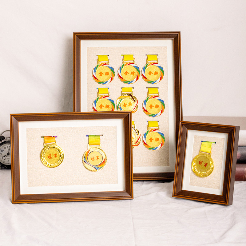 Three-Dimensional Hollow Marathon Medal Display Frame Keeps Honor Badge Photo Frame Hanging Table as Storage Box