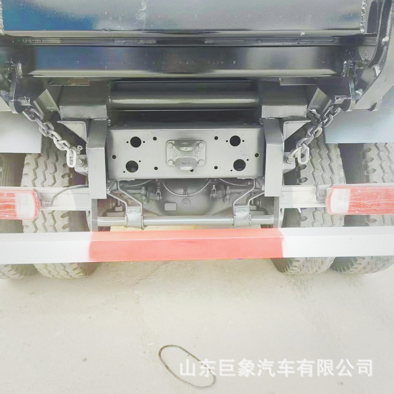 Supply of China Heavy Duty Truck HOWO 8*4 trucks, engineering dump trucks, self-loading trucks, right-hand drive vehicles, factory cross-border export