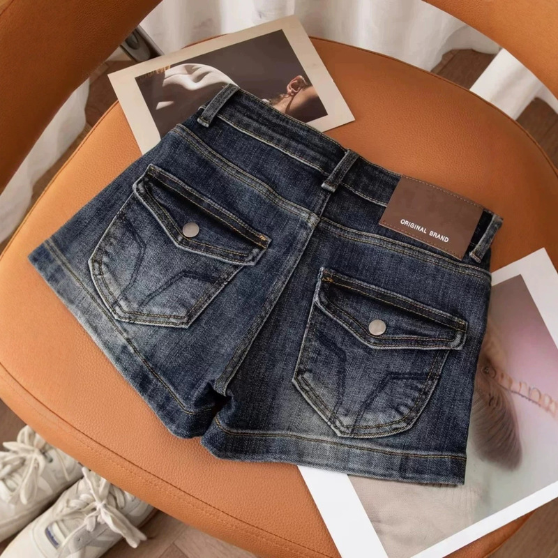 American-Style Black and Gray Hip-Enhancing Denim Shorts for Women, New Summer Low-Waist Slim-Fit Trendy Bodycon Hot Pants