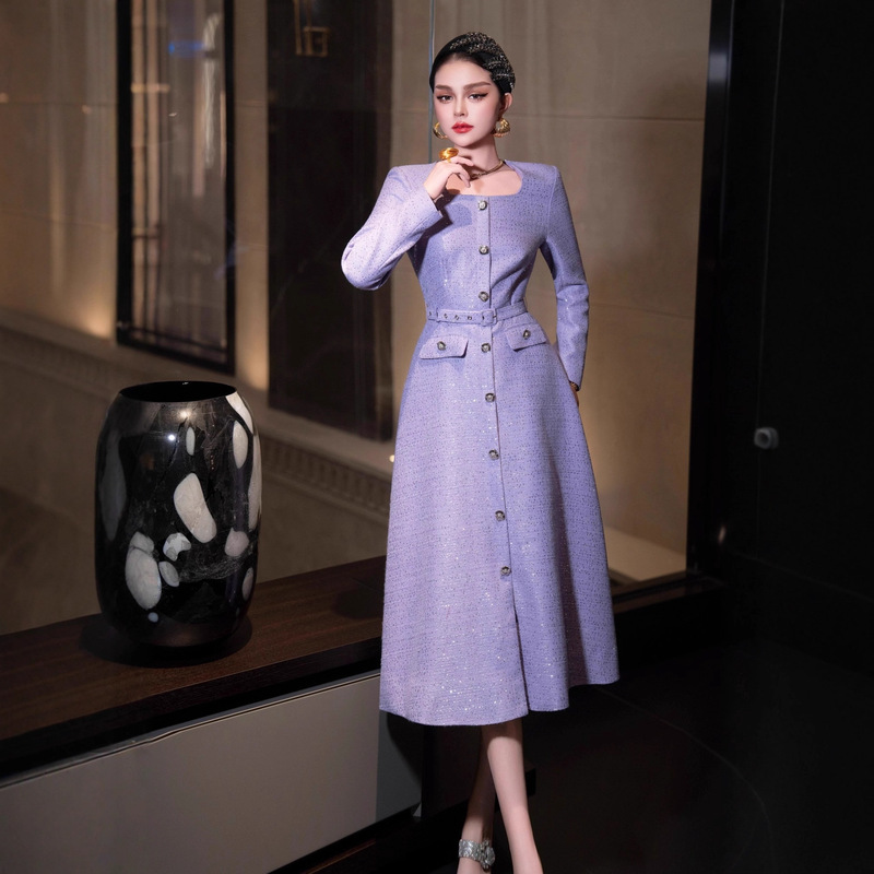 Autumn and Winter Tweed Dress with a Small Fragrance Style, Purple/Red Sequins, Waist-Cinching, Slimming, Square Neck, Mid-Length, Elegant Tweed Skirt
