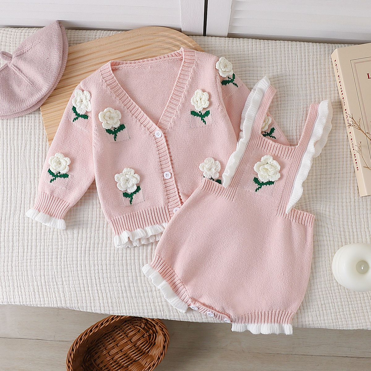 핑크 가디건 + 엉덩이 커버 재킷