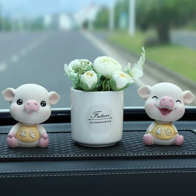 Car ornaments – Accessories Ornaments Bobblehead Piggy