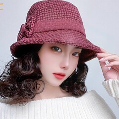 かつらの女性秋冬中高年のお母さんの帽子のかつらの一体の漁師の盆の帽子のファッションの短い巻き髪のシミュレーションの帽子