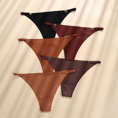 Delicate narrow-strap waistband, seamless ice-silk and pure cotton crotch—girls' panties with ring-shaped fasteners, wholesale for women's yoga-style triangle briefs