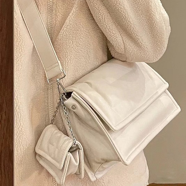 Capacious underarm bag, genuine leather, high-end