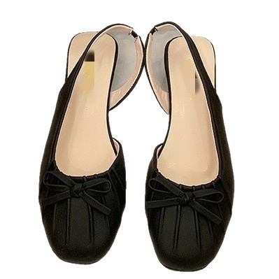 Sandalias de tacones bajos de plata francesas para mujeres 2026 nueva primavera y verano con falda Mary Zhao zapatos de talón alto