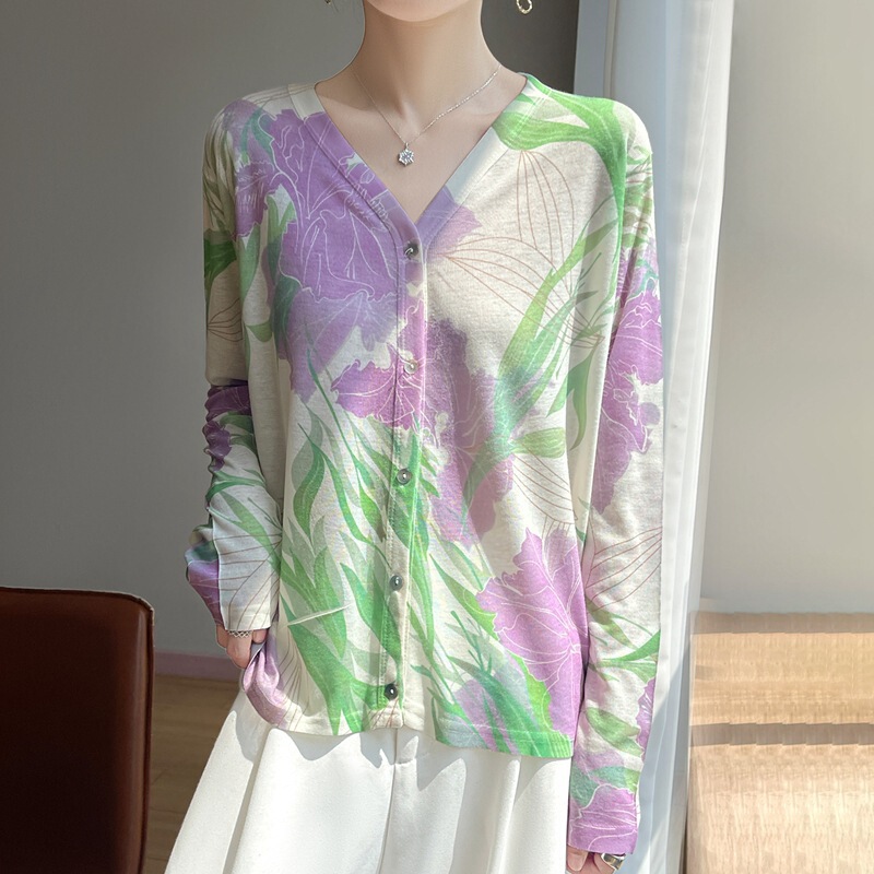 Cross-Border 2025 New Style Thin Imitation Knitted Women's Long-Sleeved Cardigan Outer Top Printed New Chinese Style Water-Soluble V-Neck