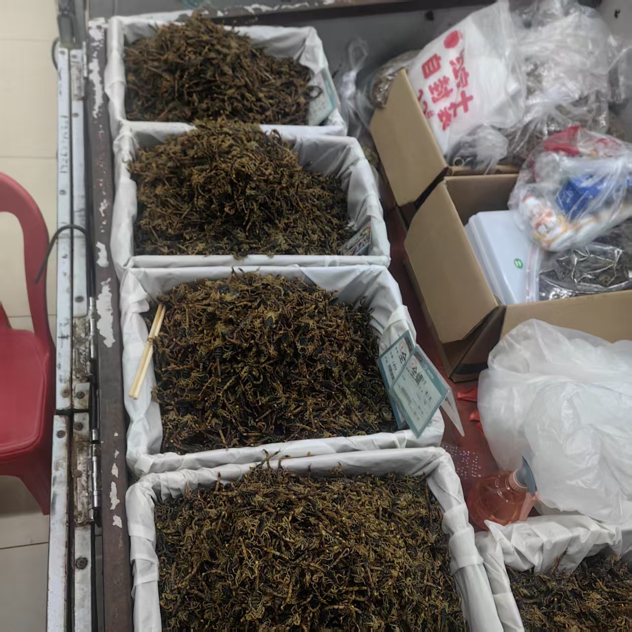 Dried Whole Scorpion Quan Xie 清水全蝎 Buthus martensii Whole Body Traditional TCM Herb 100g specifications