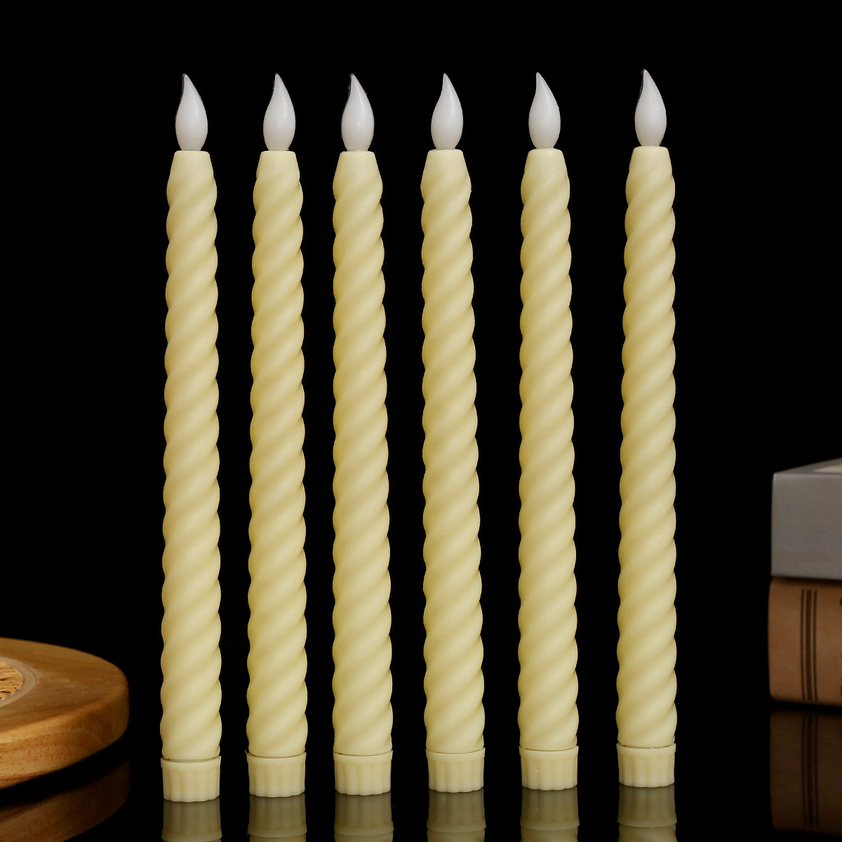 One flame-shaped, threaded, ivory-white tube (no remote control).