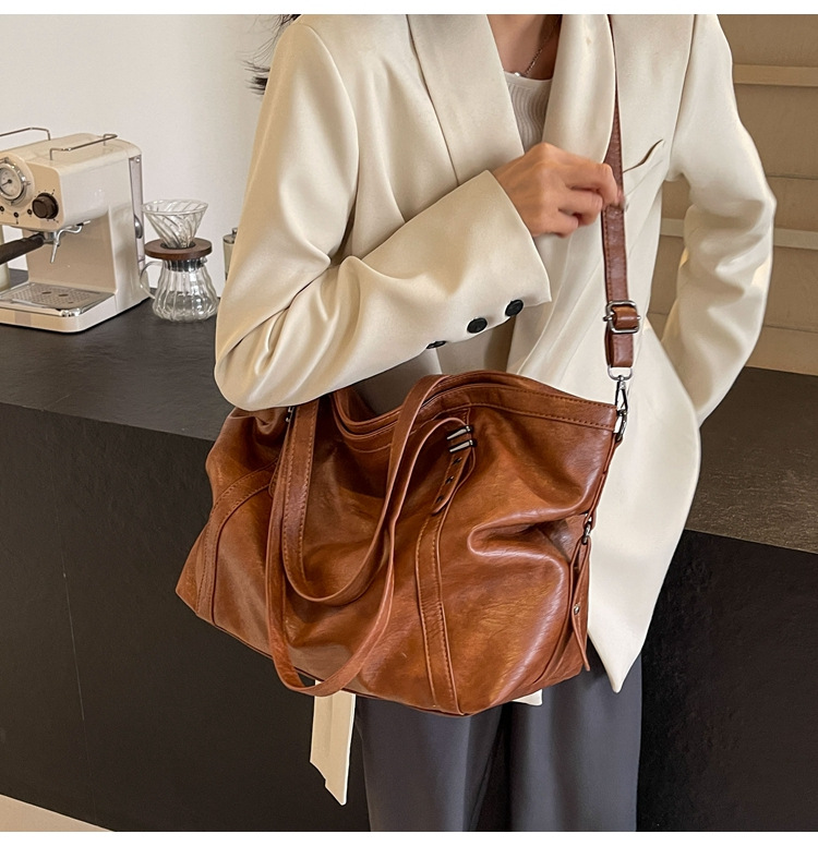 Cross-border large-capacity tote bag for women 2024 New style fashionable single-shoulder bag, retro simple casual crossbody bag for women undefined