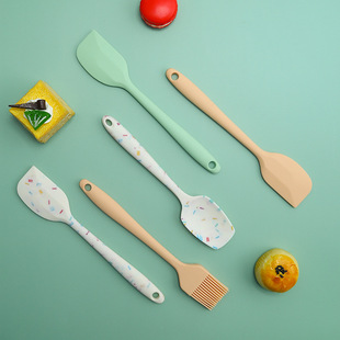 Small size barbecue oil brush Silicone small scraper baking cream spatula barbecue silicone brush creative integrated design