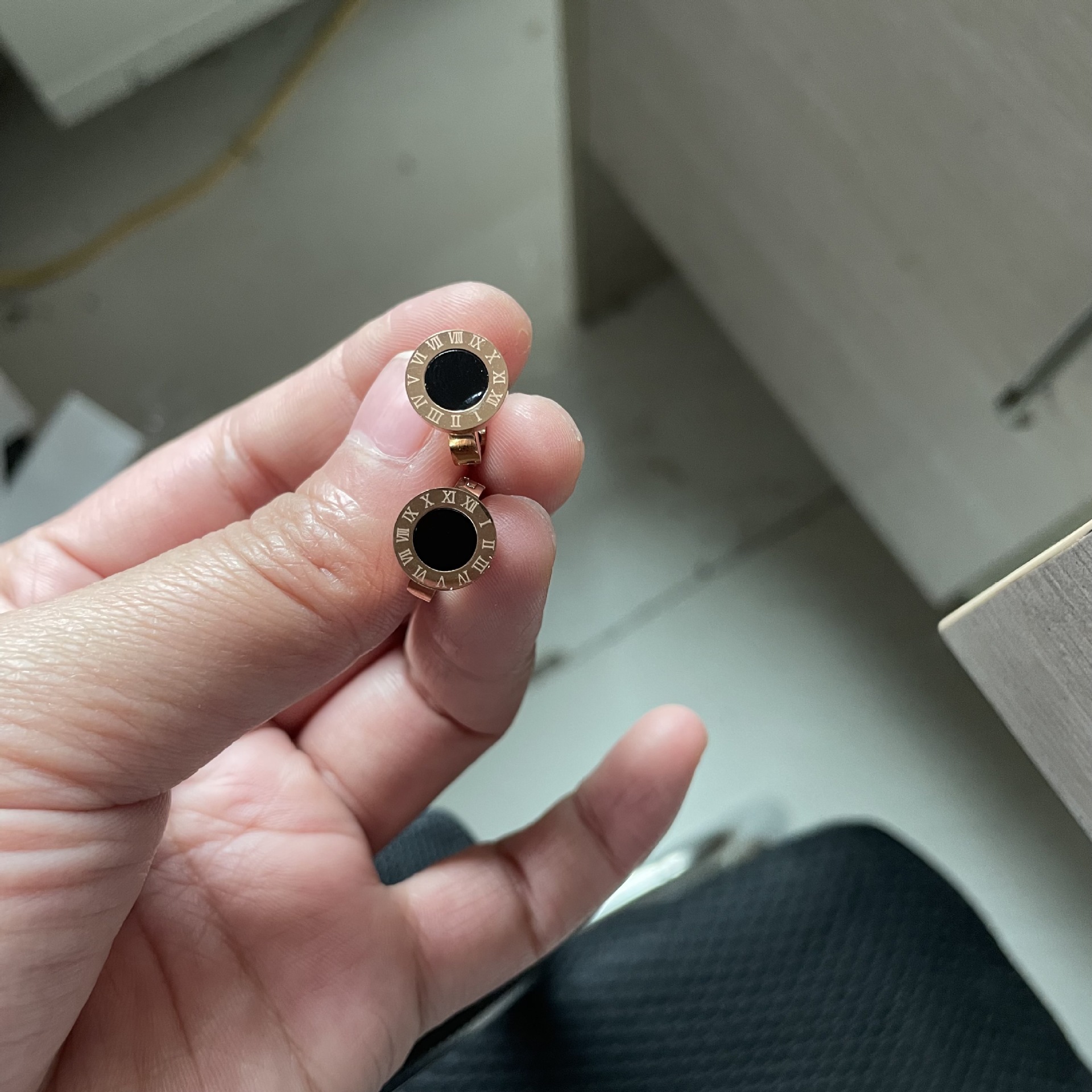 Pendientes de celebridades de Internet pendientes individuales de estilo coreano de los hombres con orejas perforadas pendientes guapos de moda Social dominantes de los hombres estudiantes femeninas simples