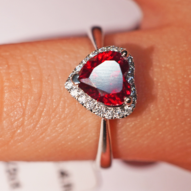 PT950铂金培育钻石戒指女士爱心红宝石结婚求婚星耀围镶|ms