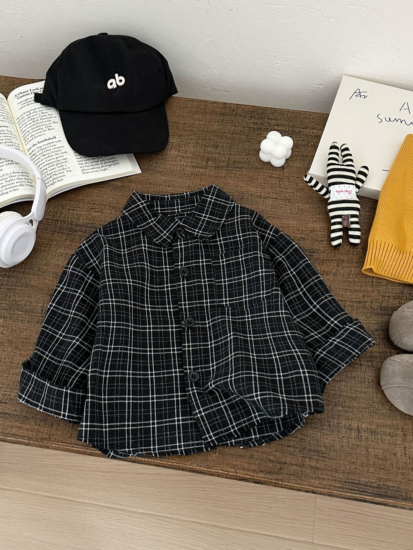 Primavera temprana para los niños sen camisa retrógrada primavera y otoño para bebés coreanos con camisa de moda abrigada