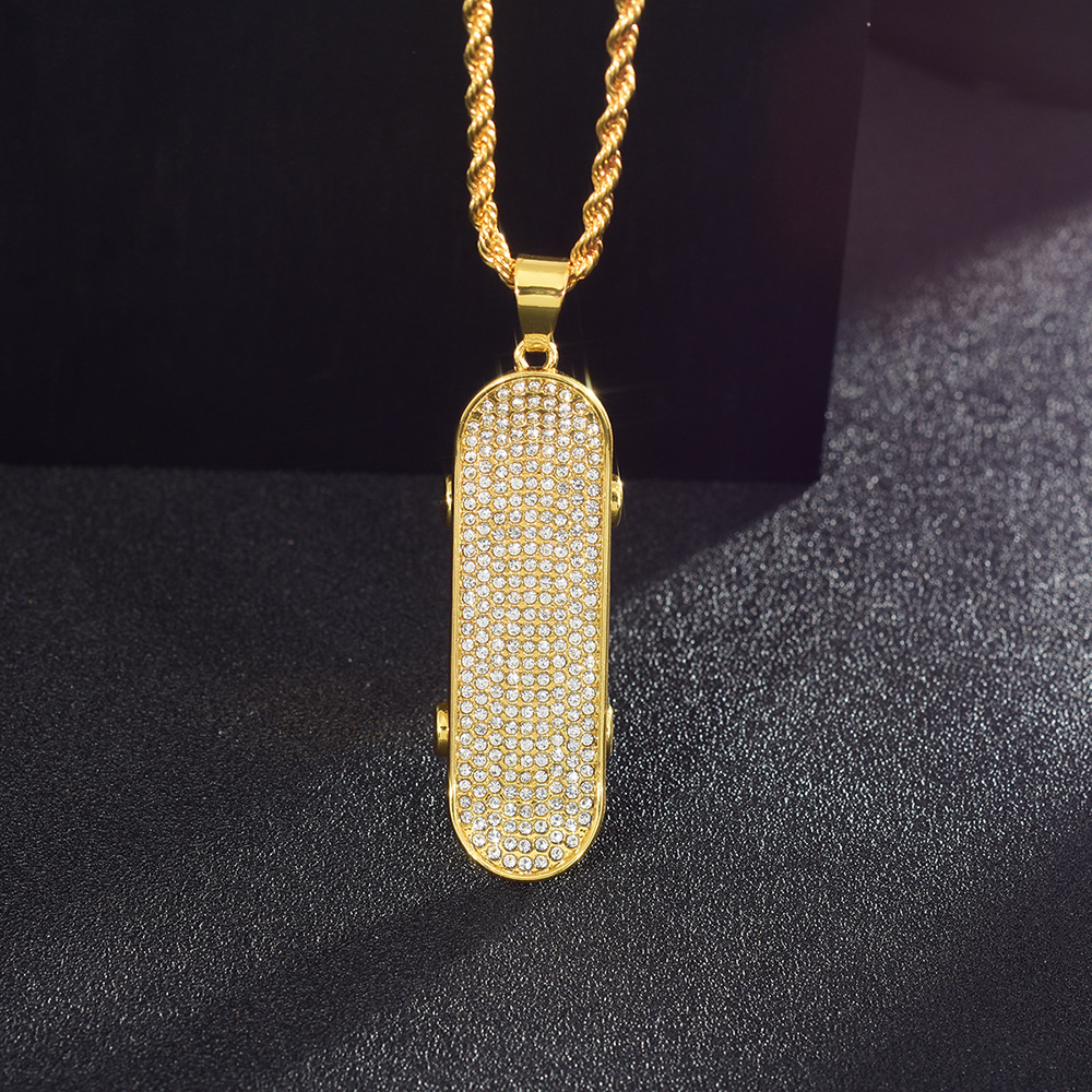 Collana con ciondolo skateboard uomo hip hop lega strass design_voghion.com