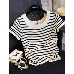 韓国風フランス式Uネックストライプ半袖ニットtシャツファッションスリムショートサイズ上着A3327
