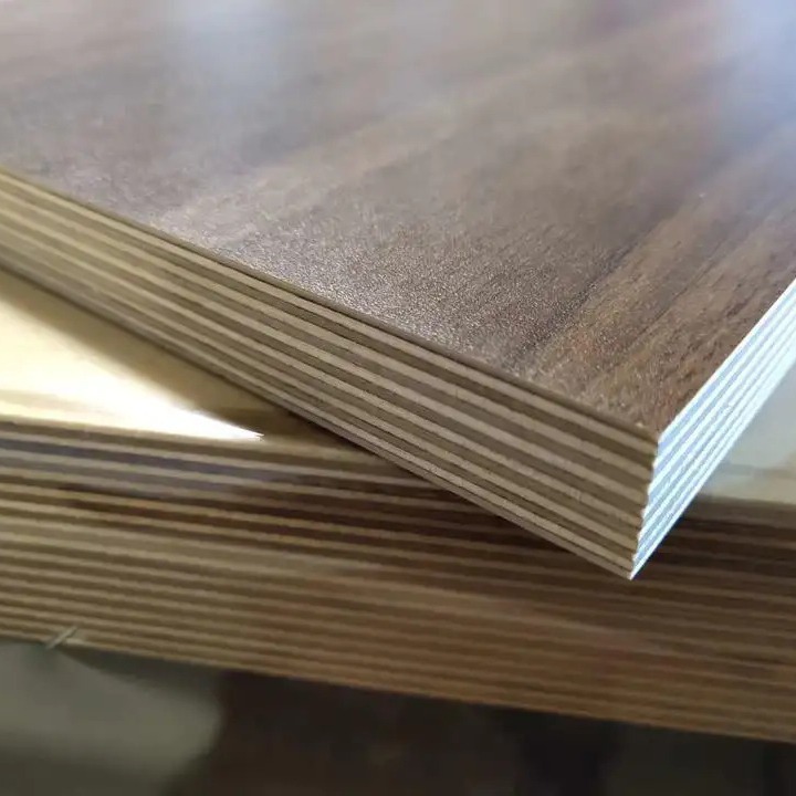 Tablero laminado de construcción al por mayor contrachapado reutilizable madera contrachapada muebles tablero multicapa tablero ecológico álamo