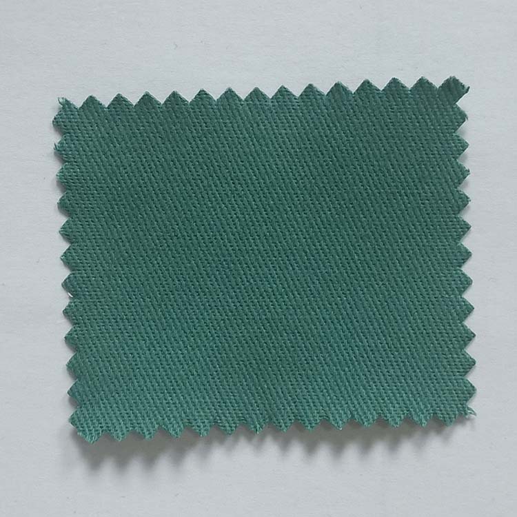 Precio de fábrica de tela de algodón tejido de color sólido suave tela de camisa 100% algodón cepillado impermeable