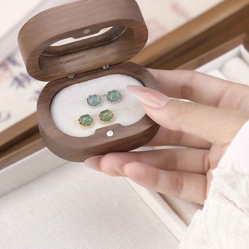 Bông tai nữ bạc S925 mạ vàng đính đá ngọc lam hình vuông retro — Kiểu màu bạc, Kiểu màu vàng