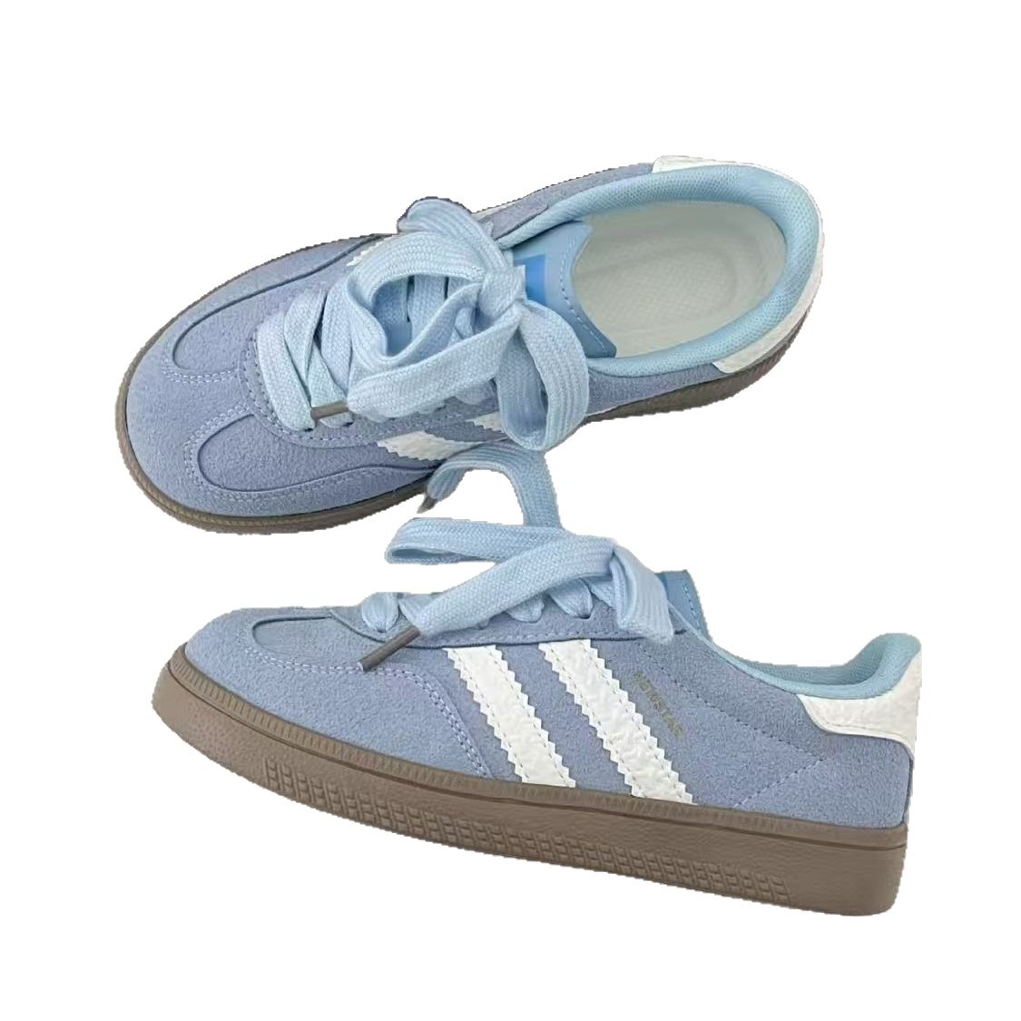 Zapatos de entrenamiento de chicas retro 2026 primavera y otoño nuevos zapatos blancos con suela suave que coinciden con zapatos de skate casuales de nicho
