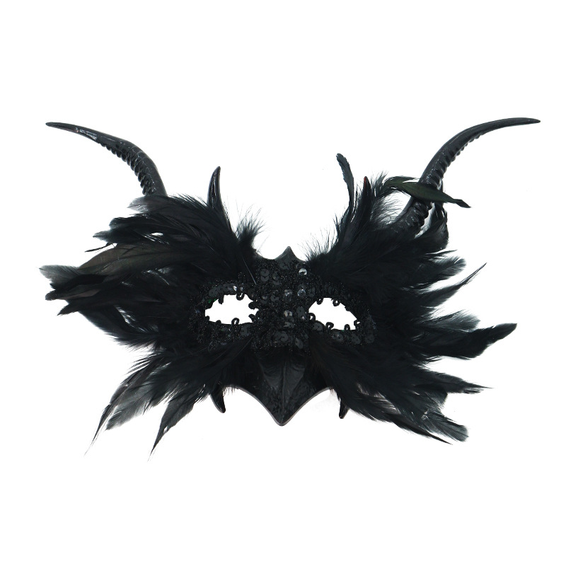 Máscara de media cara con lentejuelas y plumas de pavo para Halloween, estilo gótico, de alta gama, estilo Instagram, popular entre influencers.