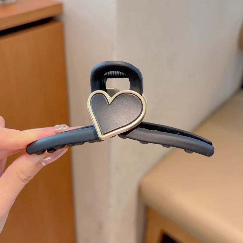 Clipper de cabello de peluche de color café de alto rendimiento de mujeres otoño invierno peludo de gran tamaño detrás del brazo de caparazón tiburón clipper de cabello adornamiento