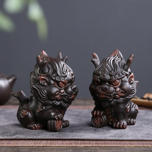 High-end purple pottery tea pet lucky Kirin creative decoration boutique purple sand decoration tea table tea set Accessories Wholesale