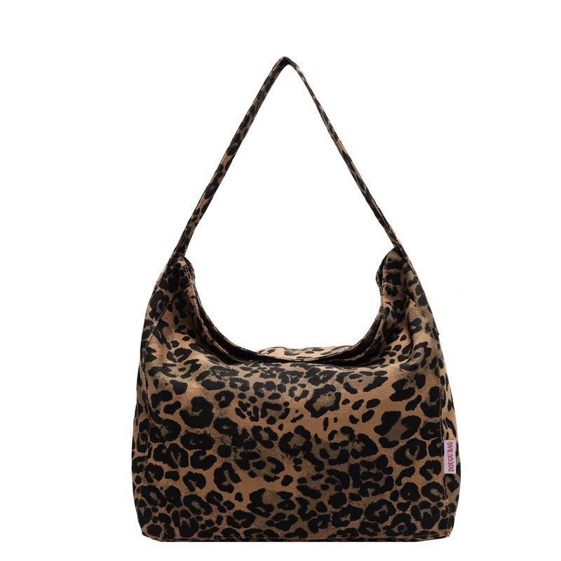 Capacious one-shoulder bag, shoulder bag, city style