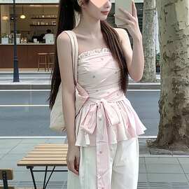 韩系chic设计感粉色碎花抹胸背心2026夏漂亮超好看收腰上衣女