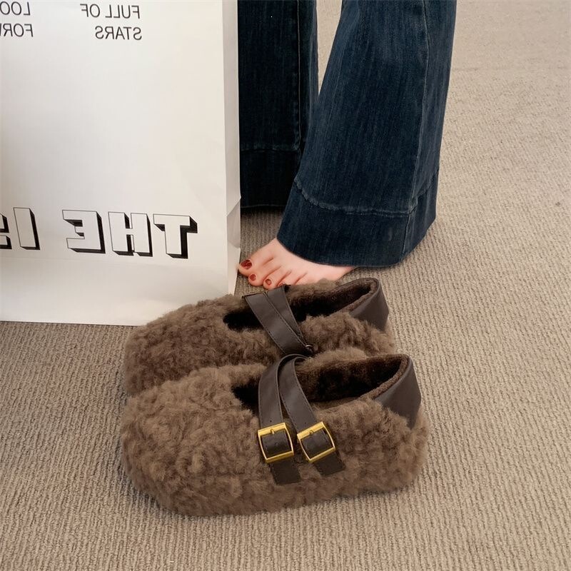 Thick-soled sheepskin slippers for women, 2025 new autumn/winter style, fleece-lined, fashionable with belt buckle, versatile slip-on cotton shoes